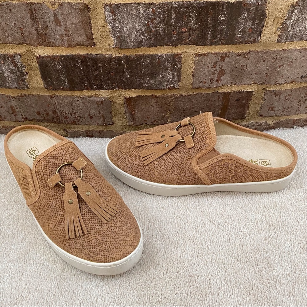 Spenco Bindie Orthotic Embossed Suede Slip on Loafers